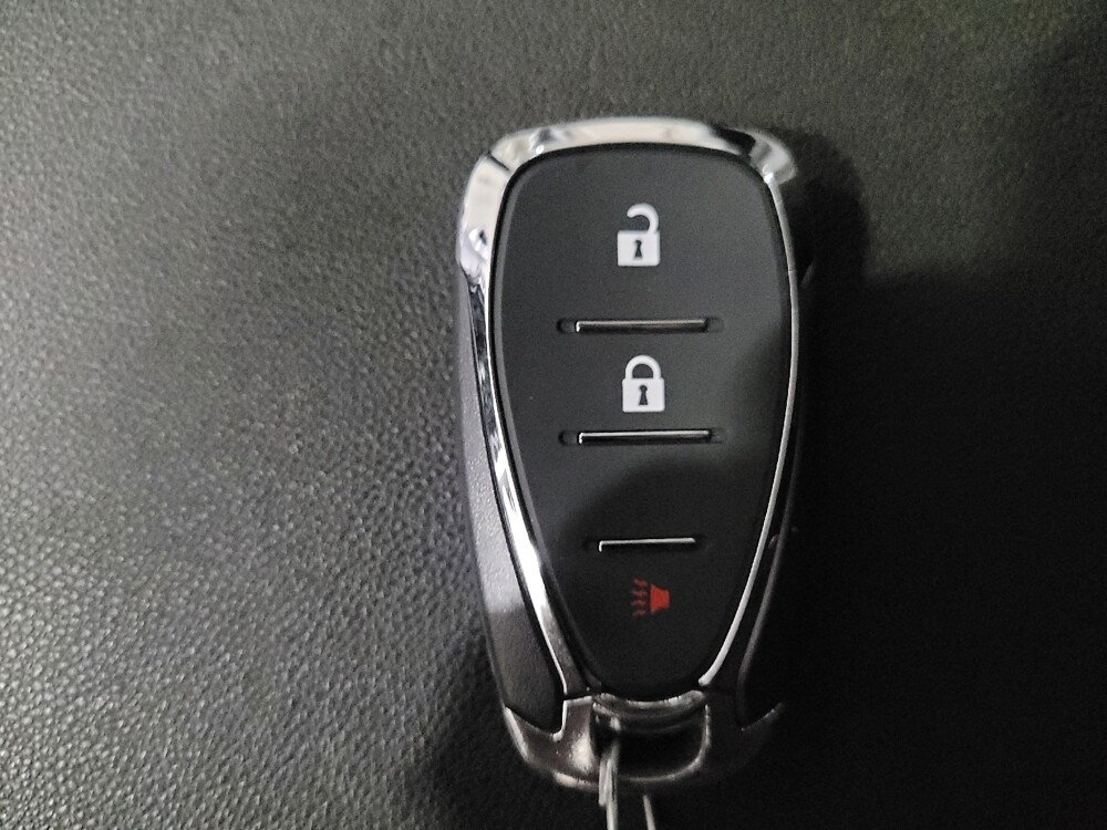 2019 Chevrolet Equinox in Woodbridge, VA 22191 - 18108154 32