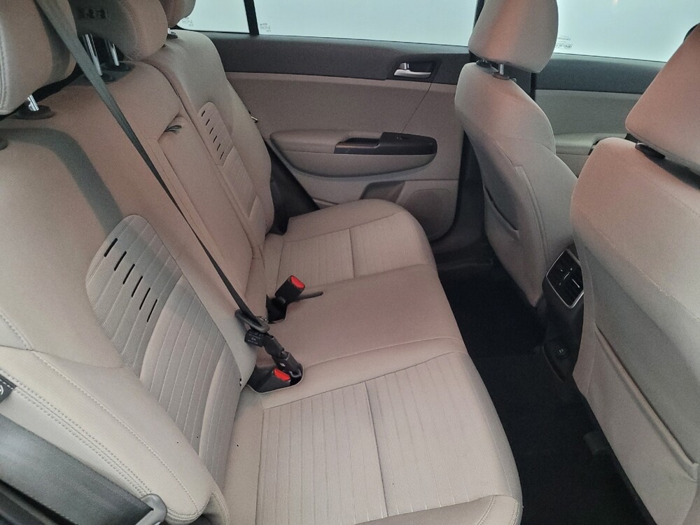 2019 Kia Sportage in Newport News, VA 23601 - 18108160 19