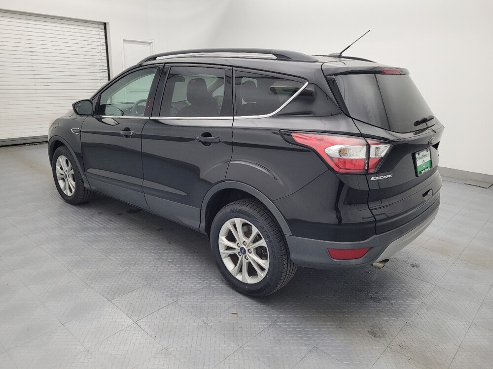 2018 Ford Escape in Greenville, SC 29607 - 18108169 3