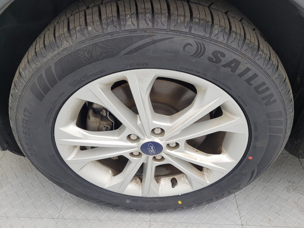 2018 Ford Escape in Greenville, SC 29607 - 18108169 31