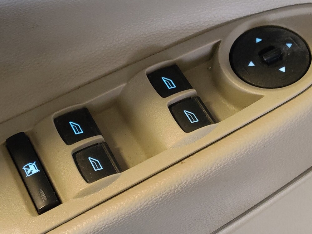 2018 Ford Escape in Greenville, SC 29607 - 18108169 27