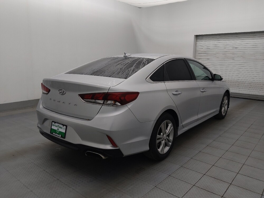 2019 Hyundai Sonata in Tampa, FL 33612 - 18108171 9