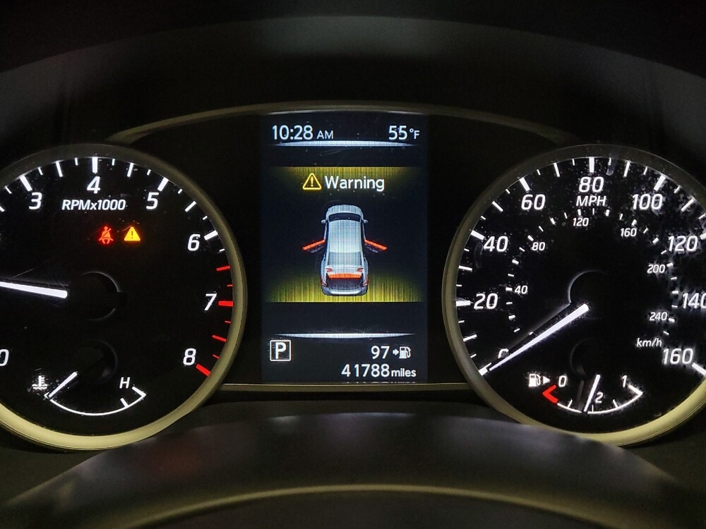 2017 Nissan Sentra in Downey, CA 90241 - 18108184 23