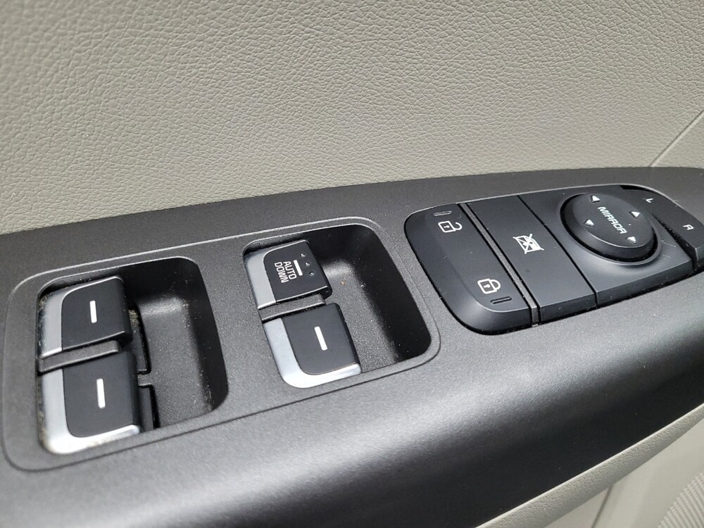 2020 Kia Sportage in Raleigh, NC 27604 - 18108190 27