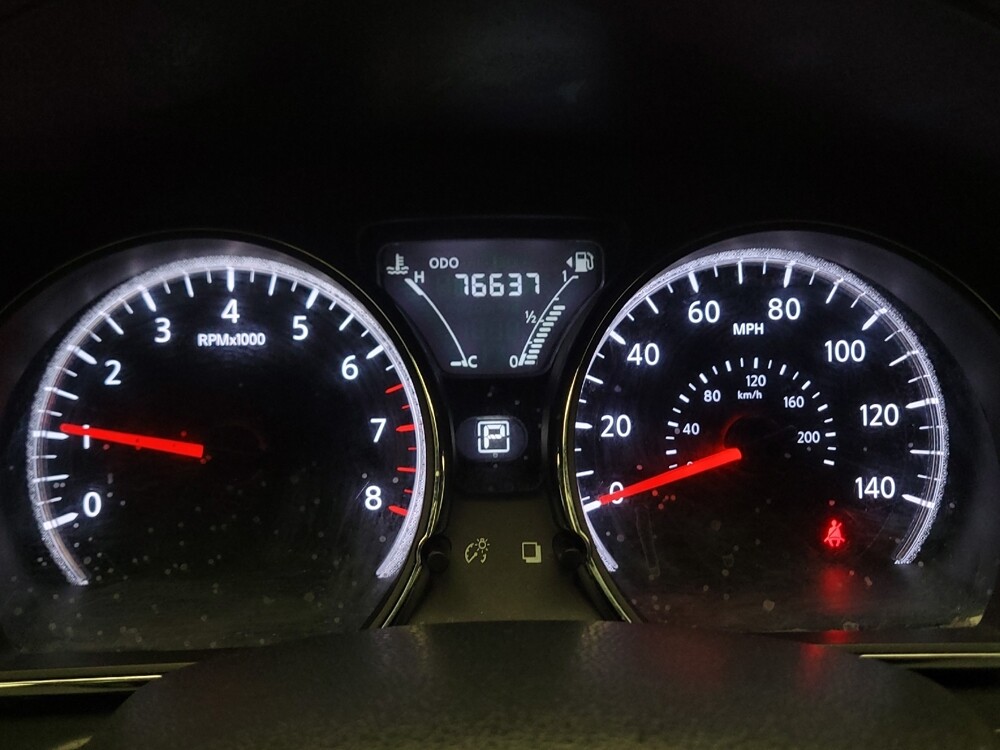 2019 Nissan Versa in Downey, CA 90241 - 18108193 23