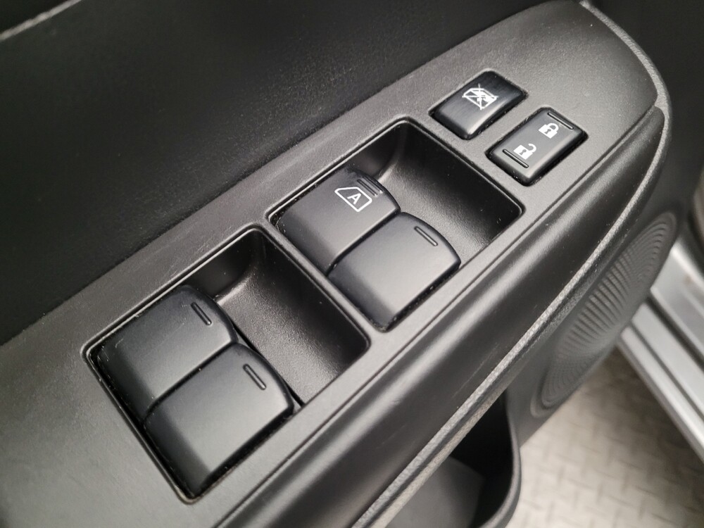 2019 Nissan Versa in Downey, CA 90241 - 18108193 27