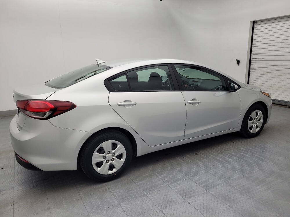 2017 Kia Forte in Greensboro, NC 27407 - 18108203 10