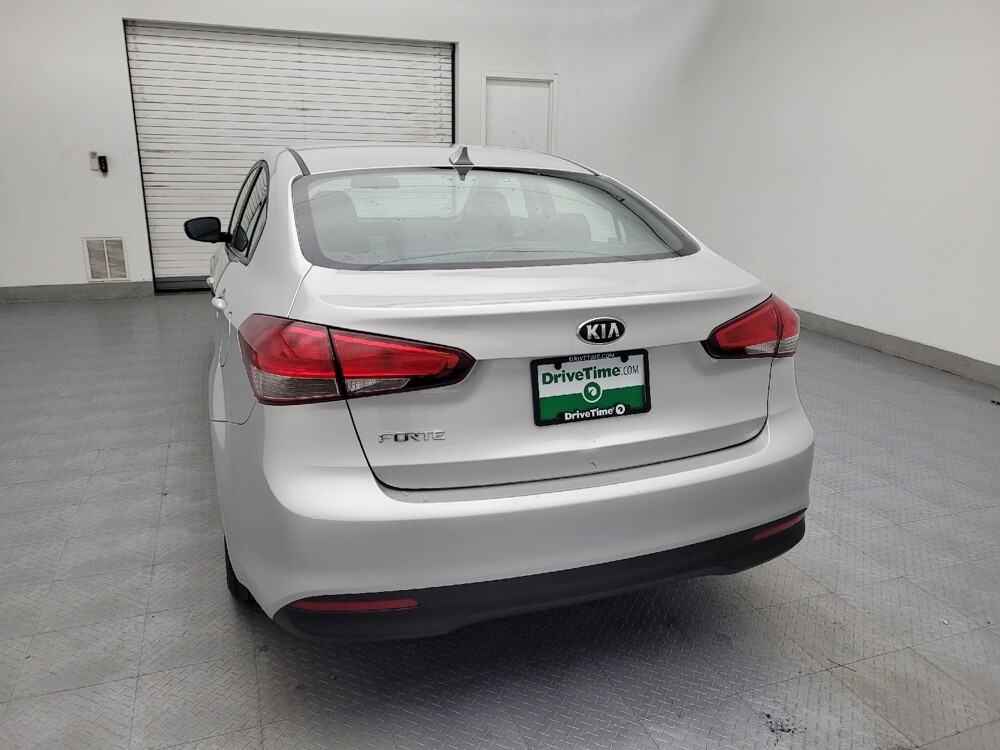 2017 Kia Forte in Greensboro, NC 27407 - 18108203 6