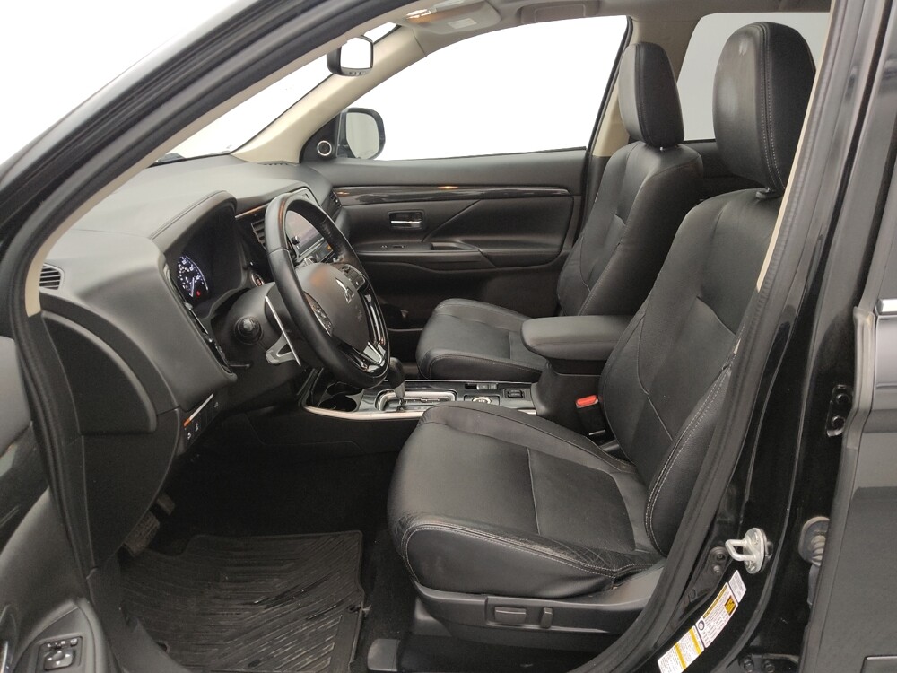 2017 Mitsubishi Outlander in Gladstone, MO 64118 - 18108212 17