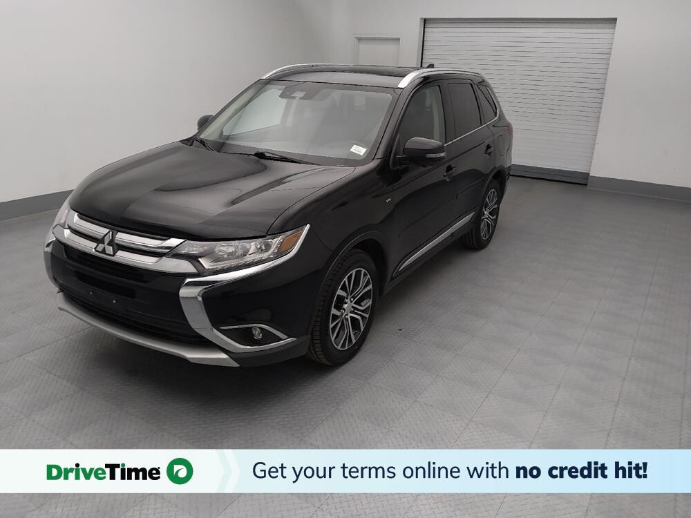 2017 Mitsubishi Outlander in Gladstone, MO 64118 - 18108212