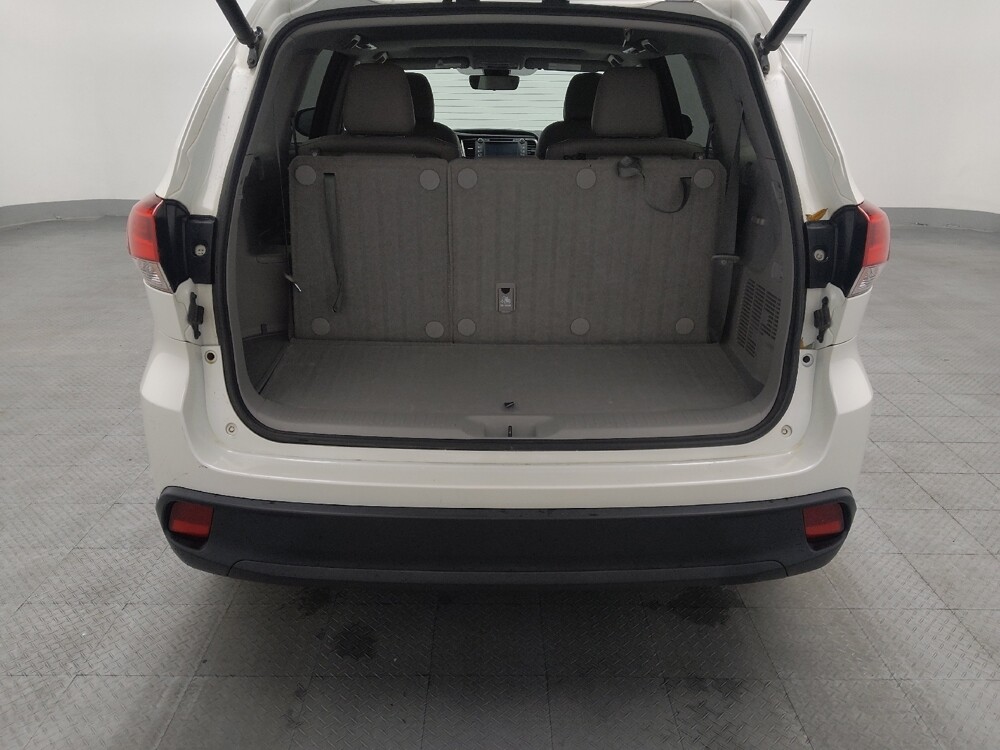 2019 Toyota Highlander in Jacksonville, FL 32210 - 18108213 29