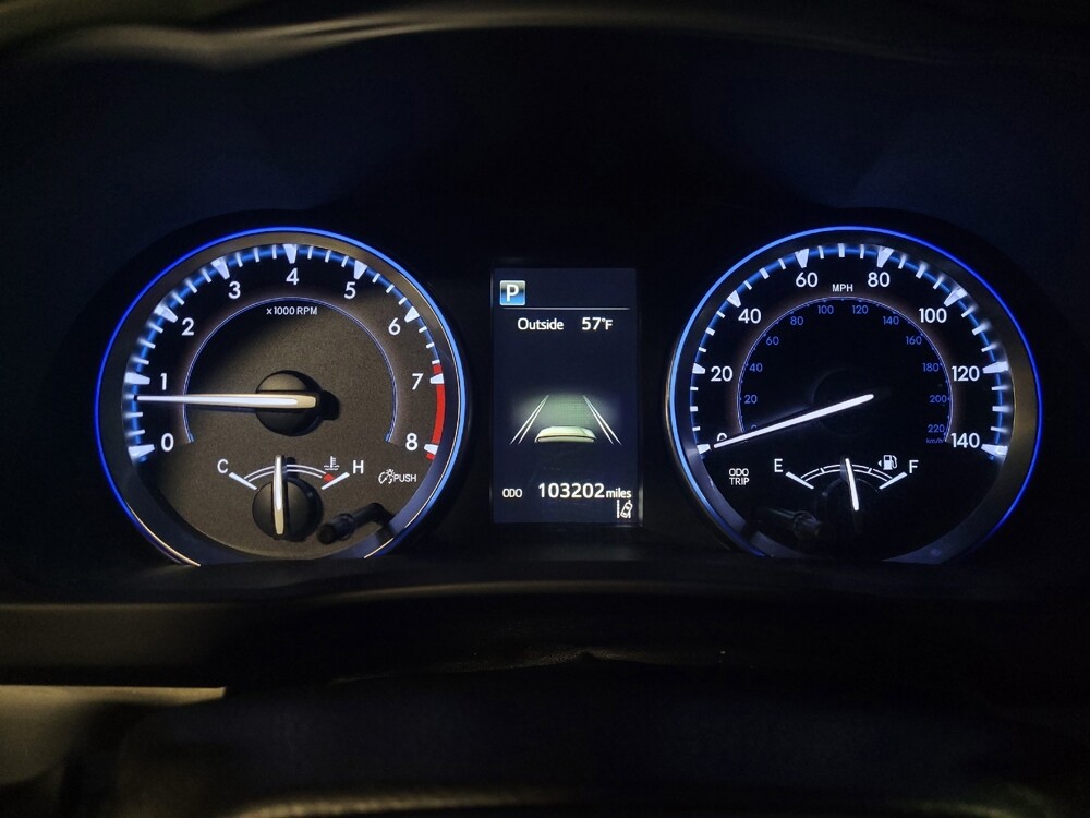 2019 Toyota Highlander in Jacksonville, FL 32210 - 18108213 23