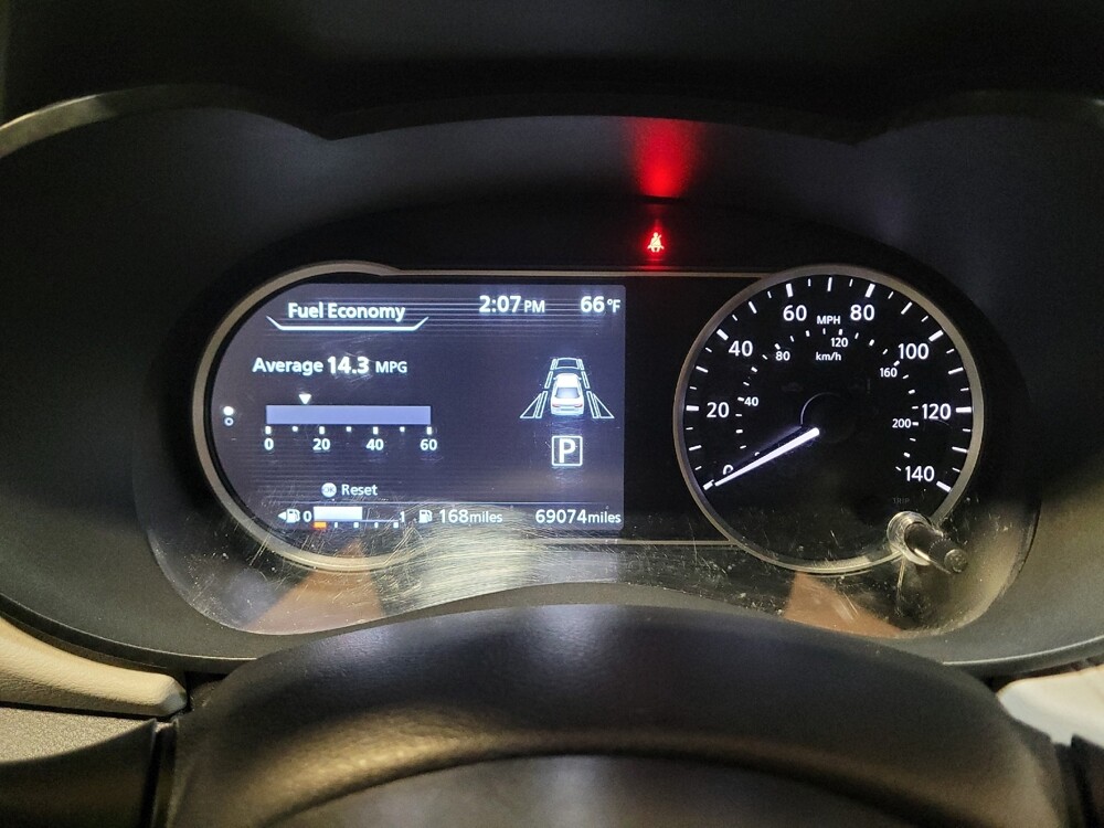 2021 Nissan Versa in Downey, CA 90241 - 18108219 23