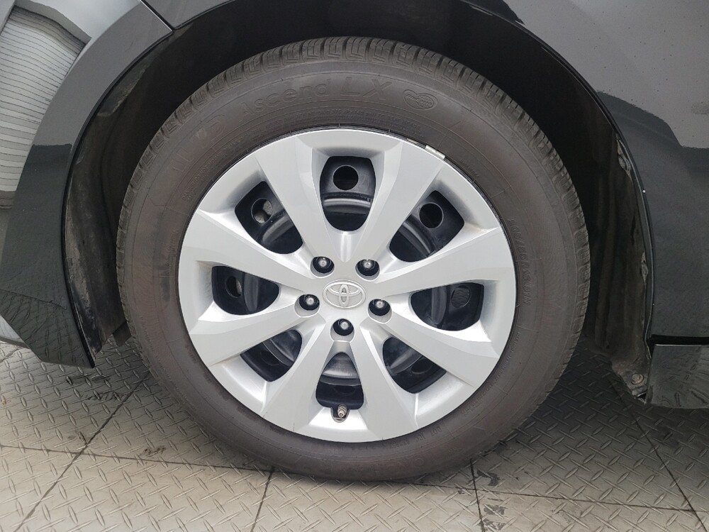 2023 Toyota Corolla in Glendale, AZ 85301 - 18108233 31