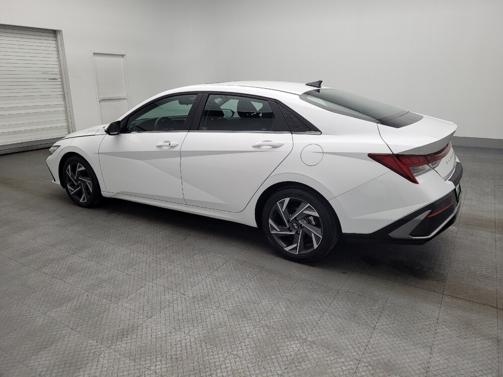 2025 Hyundai Elantra in Kissimmee, FL 34744 - 18108235 3