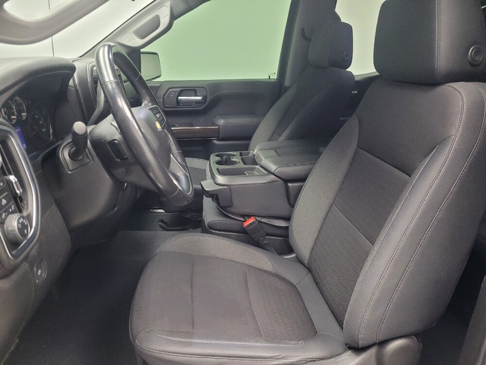 2019 Chevrolet Silverado 1500 in Indianapolis, IN 46219 - 18108249 17