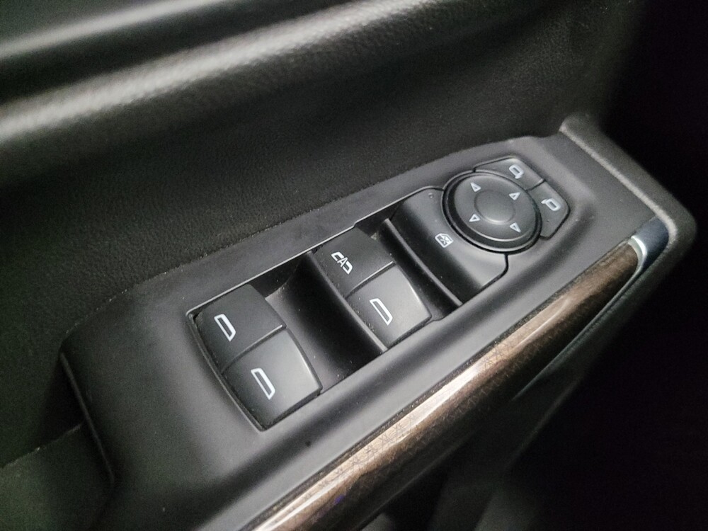 2019 Chevrolet Silverado 1500 in Indianapolis, IN 46219 - 18108249 27