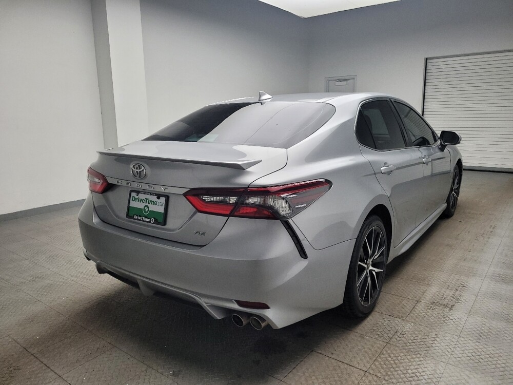 2022 Toyota Camry in Taylor, MI 48180 - 18108260 9