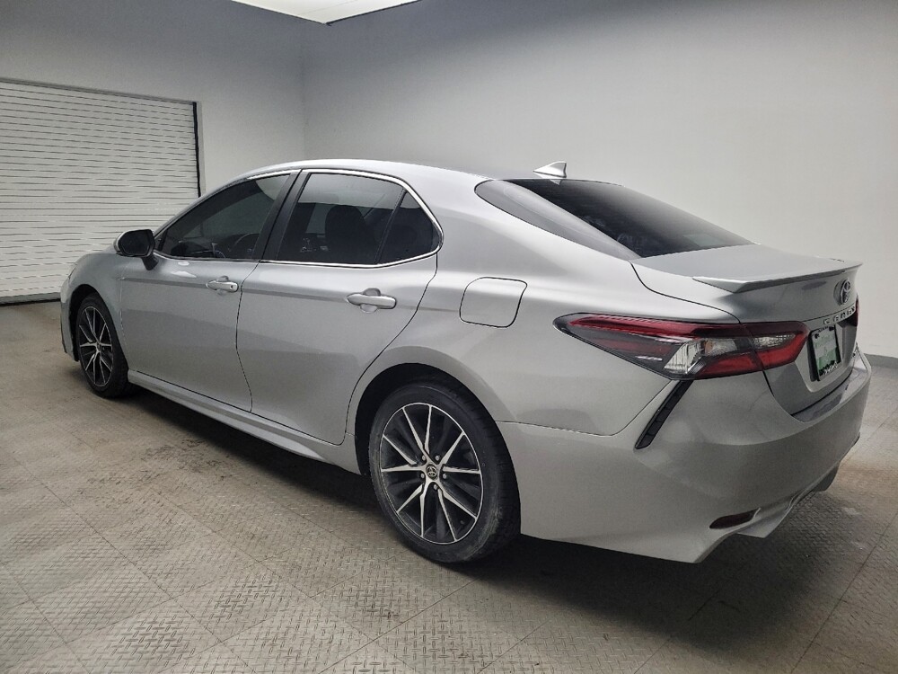2022 Toyota Camry in Taylor, MI 48180 - 18108260 3