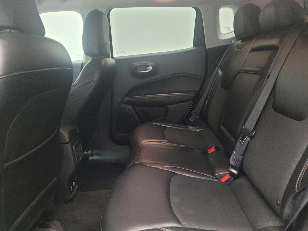 2018 Jeep Compass in Taylor, MI 48180 - 18108261 18