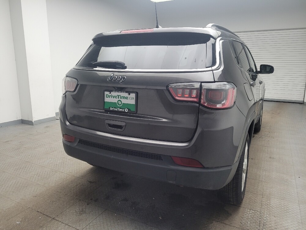 2018 Jeep Compass in Taylor, MI 48180 - 18108261 7