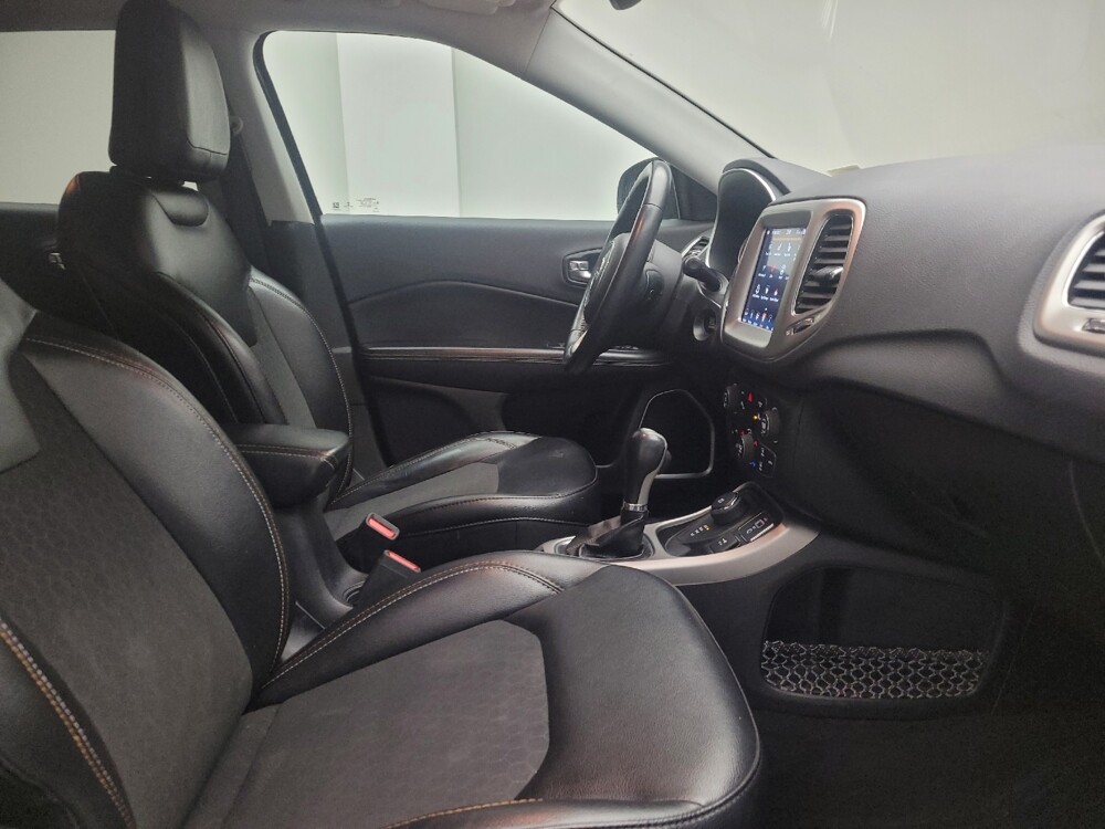 2018 Jeep Compass in Taylor, MI 48180 - 18108261 21