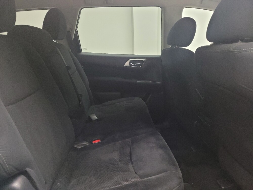2015 Nissan Pathfinder in Taylor, MI 48180 - 18108262 19