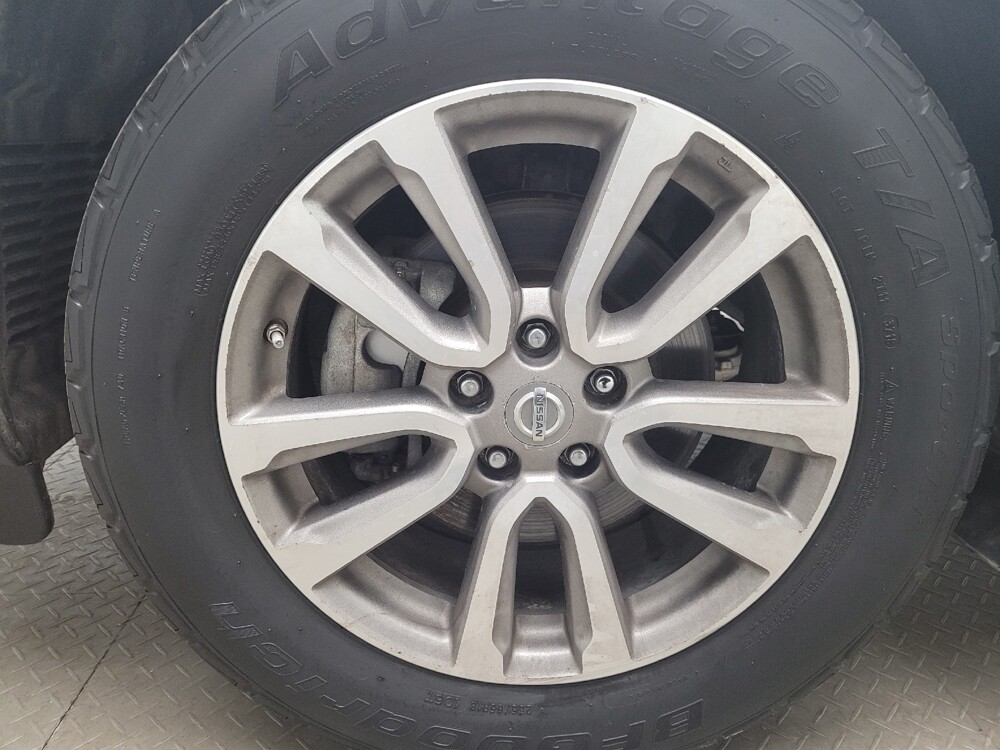 2015 Nissan Pathfinder in Taylor, MI 48180 - 18108262 31