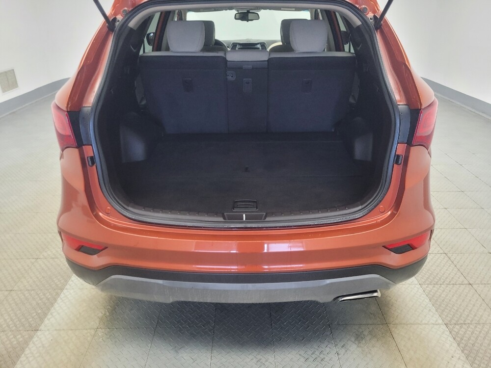 2018 Hyundai Santa Fe in Indianapolis, IN 46219 - 18108266 29