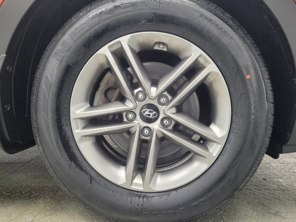 2018 Hyundai Santa Fe in Indianapolis, IN 46219 - 18108266 31