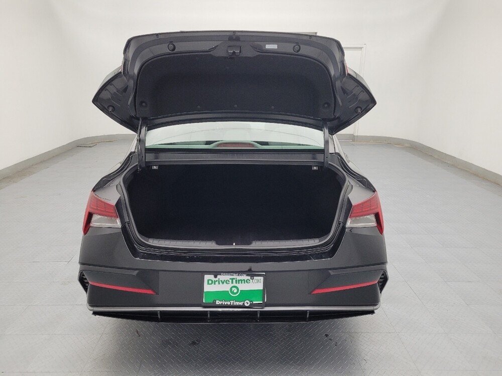 2025 Hyundai Elantra in Greenville, NC 27834 - 18108275 29