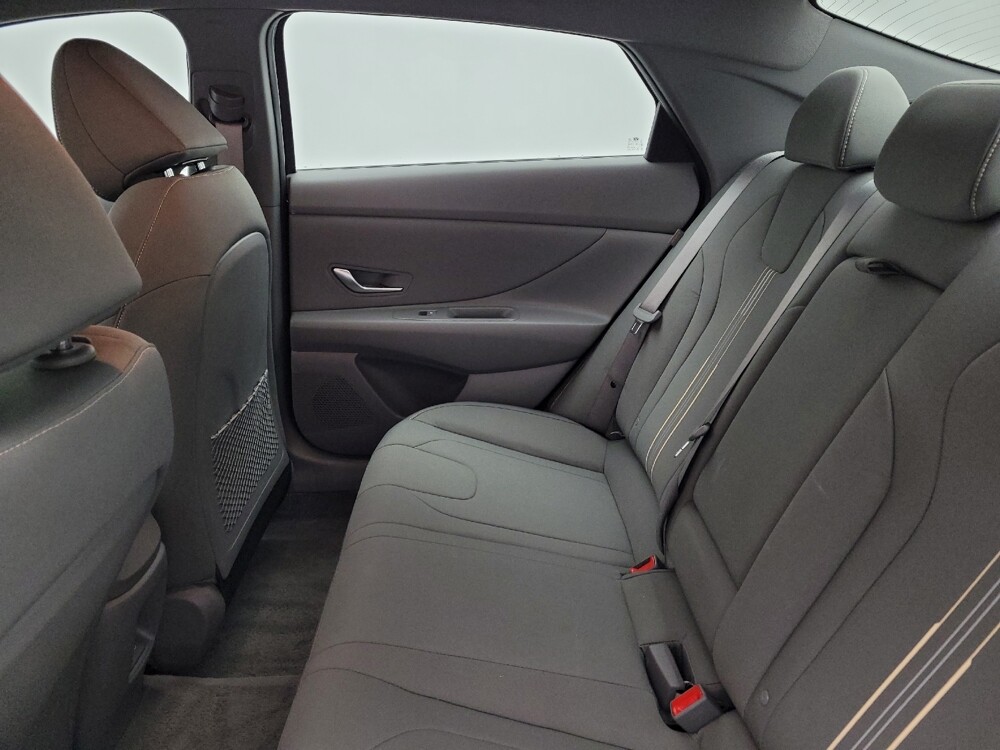 2025 Hyundai Elantra in Greenville, NC 27834 - 18108275 18