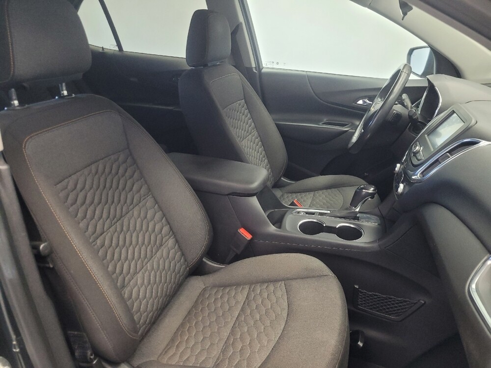 2018 Chevrolet Equinox in Indianapolis, IN 46219 - 18108277 21