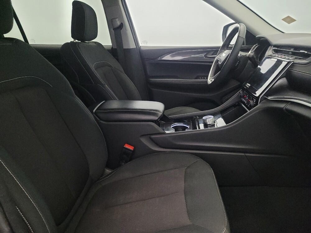 2023 Jeep Grand Cherokee L in New Castle, DE 19720 - 18108279 21