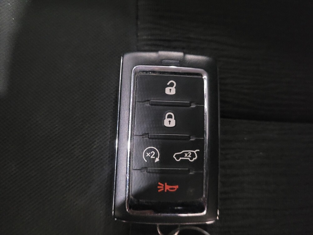 2023 Jeep Grand Cherokee L in New Castle, DE 19720 - 18108279 32