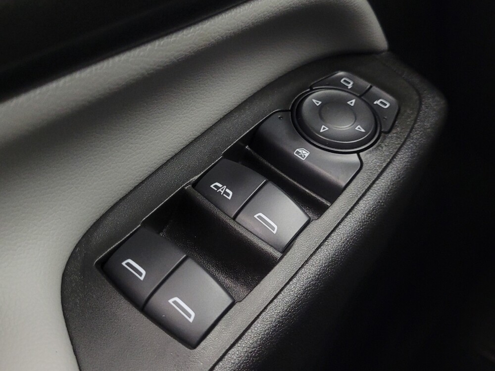 2021 Chevrolet Equinox in Indianapolis, IN 46219 - 18108283 27