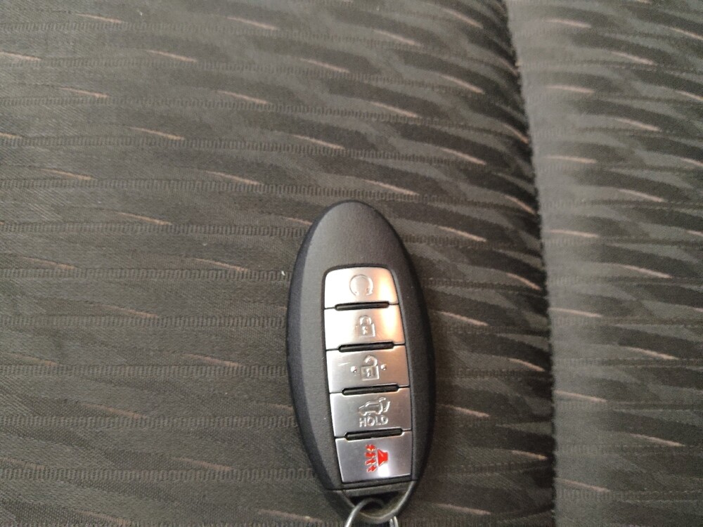 2020 Nissan Rogue in Des Moines, IA 50310 - 18108287 32