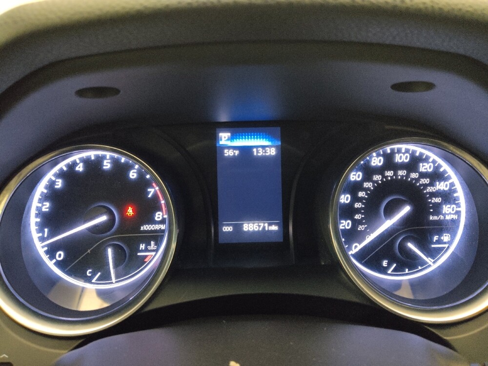 2020 Toyota Camry in Des Moines, IA 50310 - 18108290 23