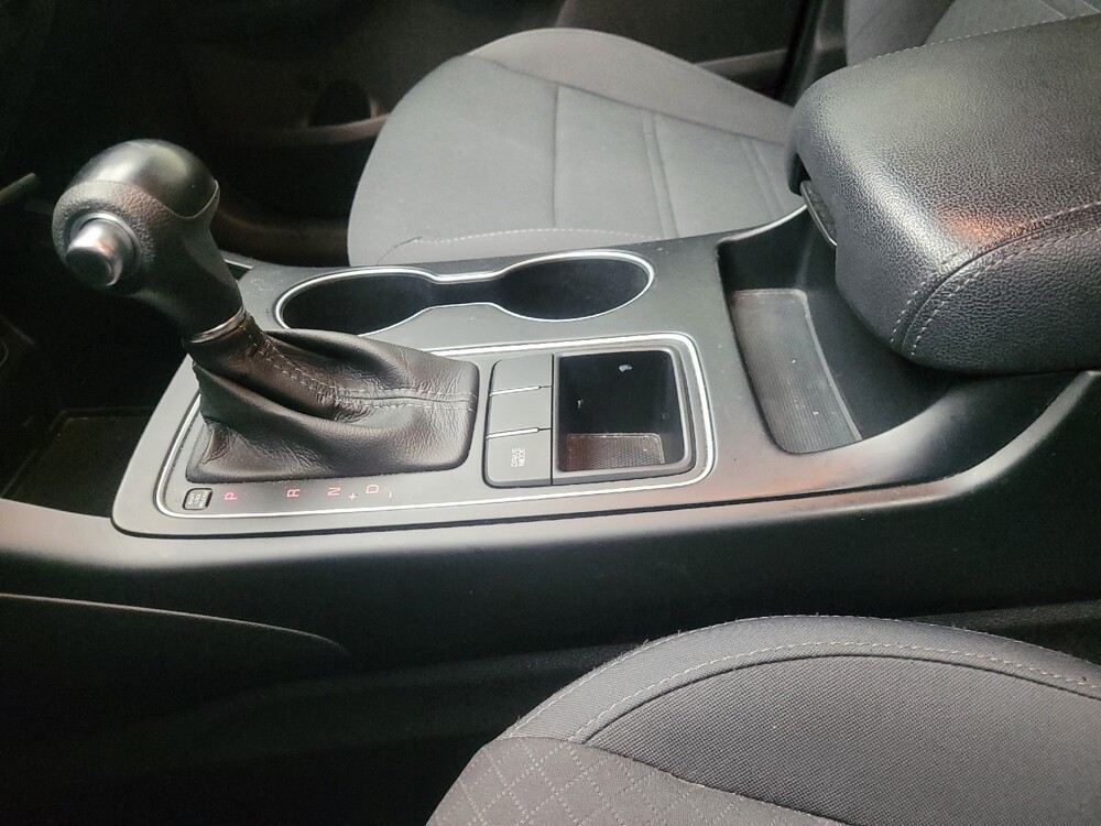 2017 Kia Sorento in Memphis, TN 38128 - 18108305 26