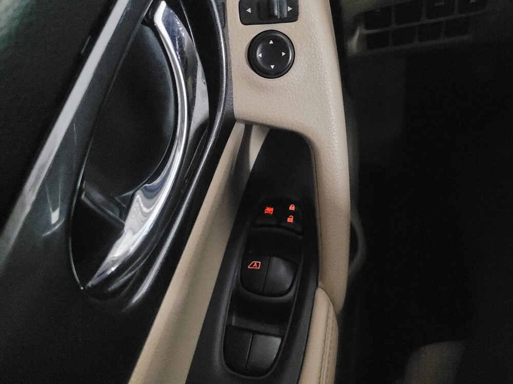 2018 Nissan Rogue in Conyers, GA 30094 - 18108314 27