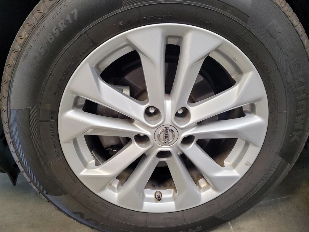 2016 Nissan Rogue in Montclair, CA 91763 - 18108322 31