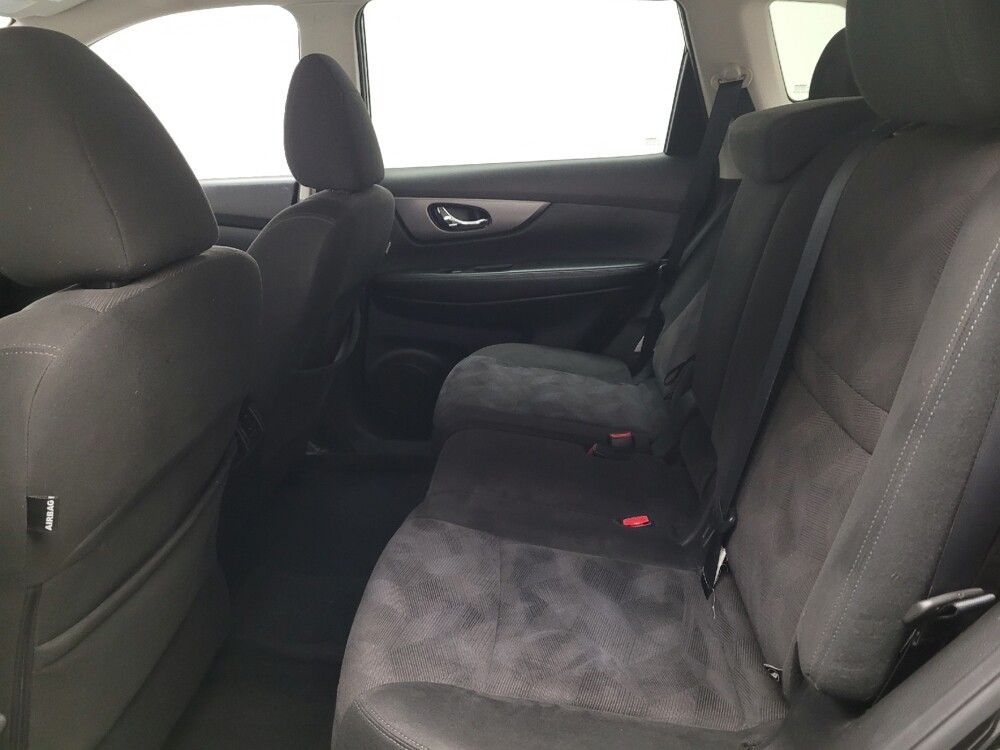 2016 Nissan Rogue in Montclair, CA 91763 - 18108322 18