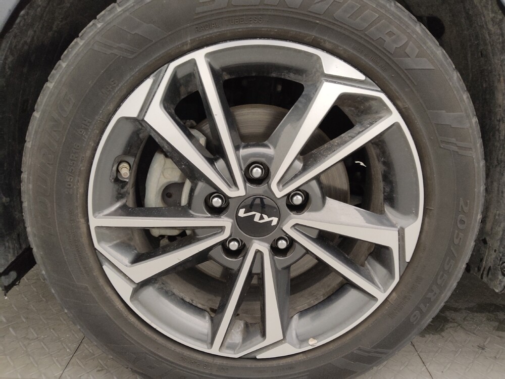 2023 Kia Forte in Charleston, SC 29414 - 18108327 31