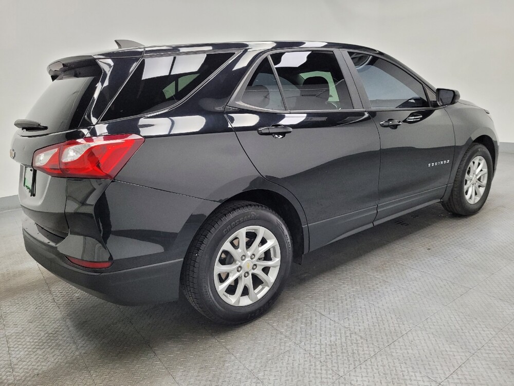 2020 Chevrolet Equinox in Las Vegas, NV 89104 - 18108329 10