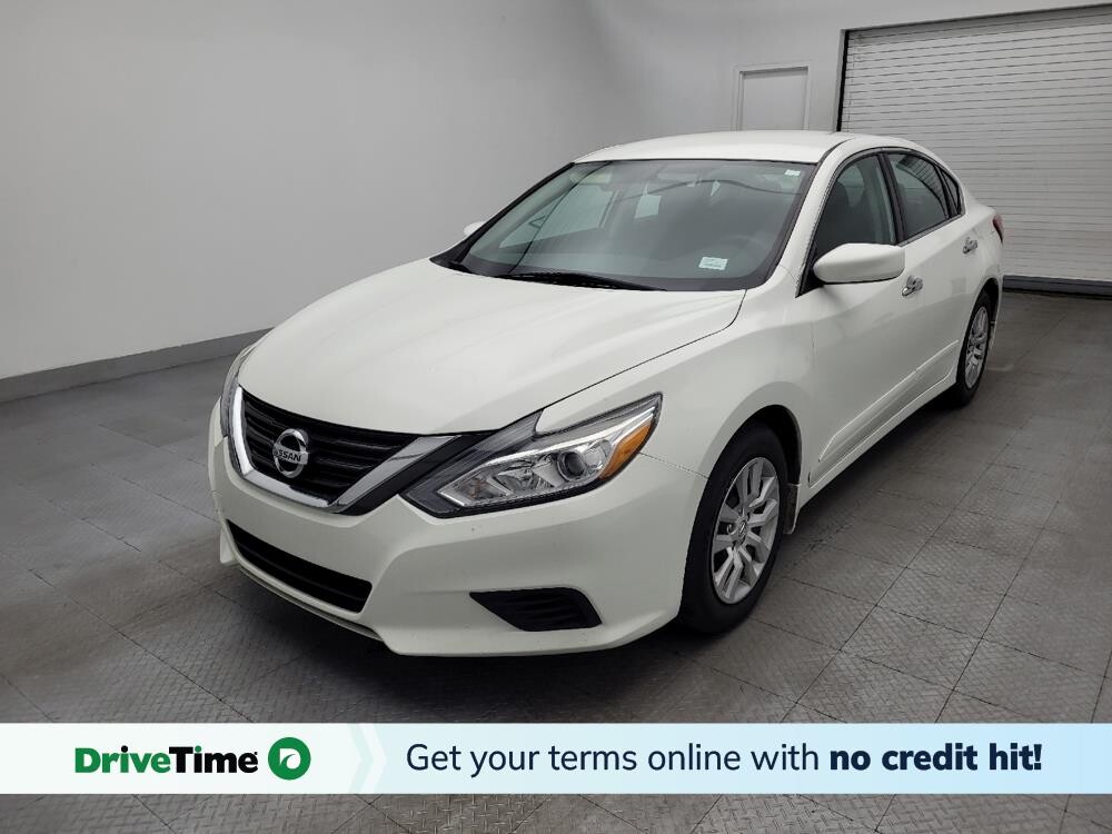 2017 Nissan Altima in Raleigh, NC 27604 - 18108331