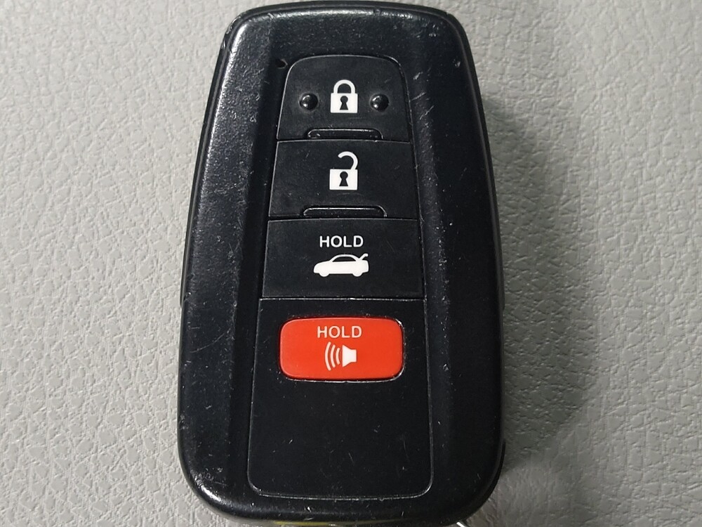 2019 Toyota Camry in San Antonio, TX 78238 - 18108334 32