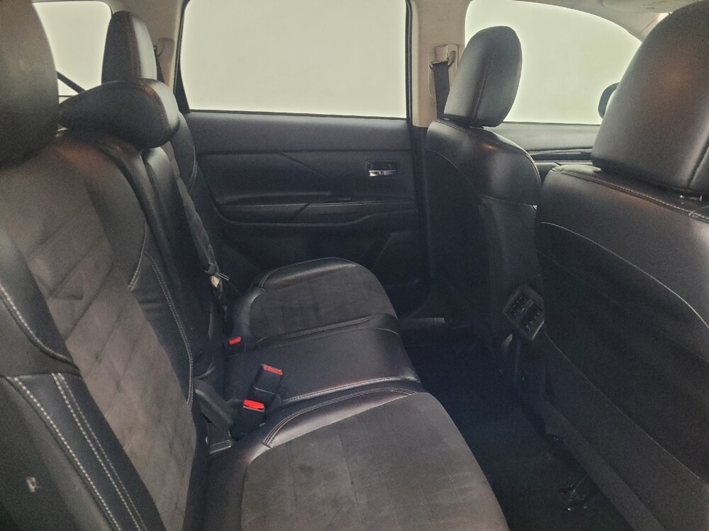 2020 Mitsubishi Outlander in Memphis, TN 38128 - 18108339 19