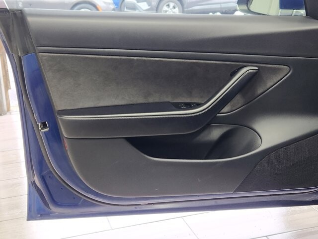 2018 Tesla Model 3 in Cinnaminson, NJ 08077 - 18108345 10