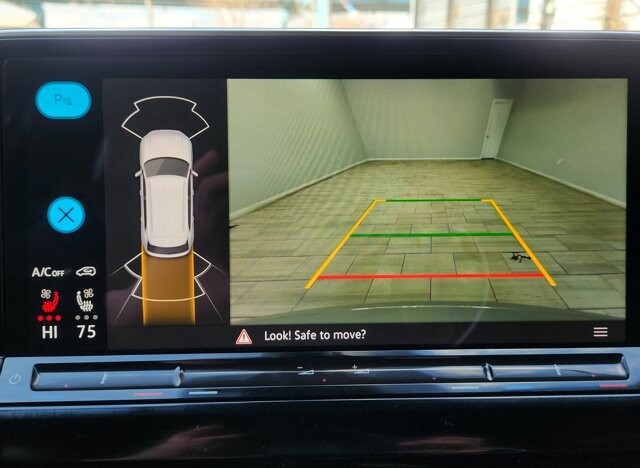 2024 Volkswagen Atlas in Cinnaminson, NJ 08077 - 18108350 21