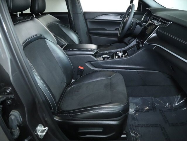 2024 Jeep Grand Cherokee L in Bedford, OH 44146 - 18108352 37